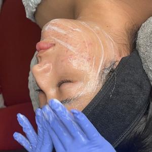 Deep Cleanse Facial – (30 min)