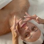 Signature Facial – (50 min)