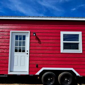 24' Off Grid Bunkhouse